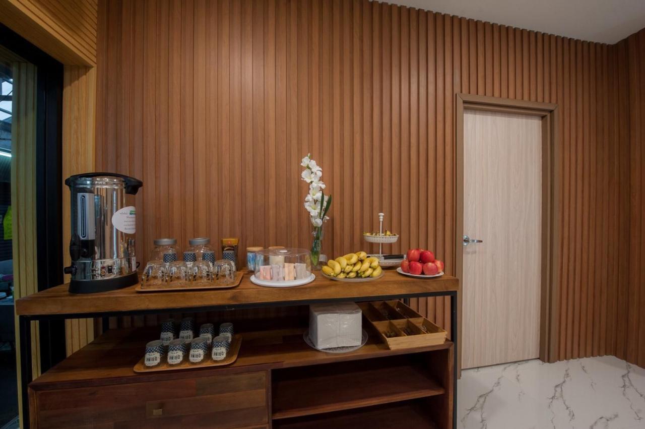 The Moon Night Hotel Бангкок Екстер'єр фото